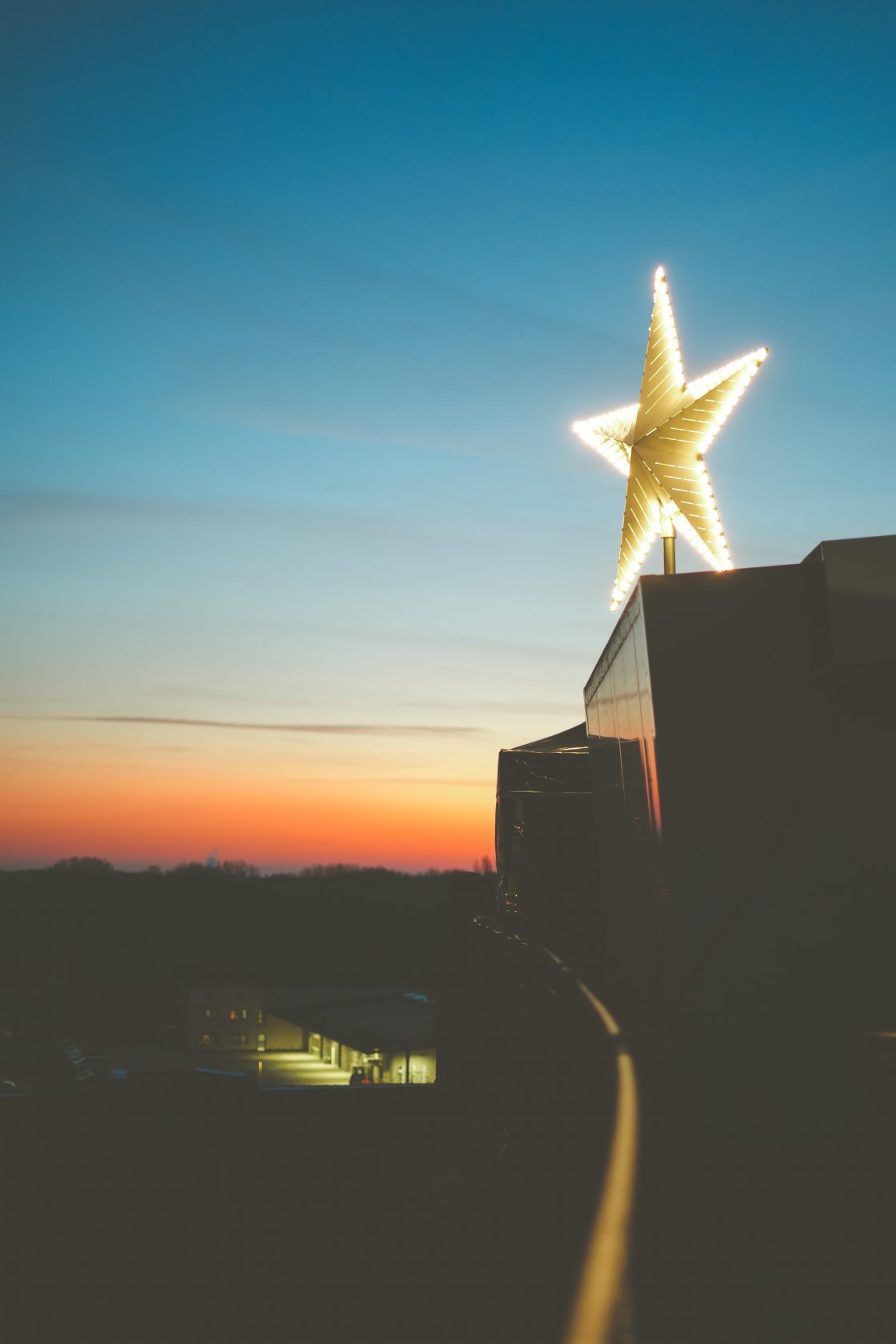 Star at sundown